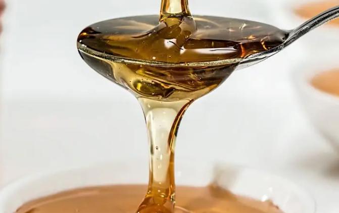 用蜂蜜不用酵母发面最快的方法，蜂蜜能代替酵母发面吗