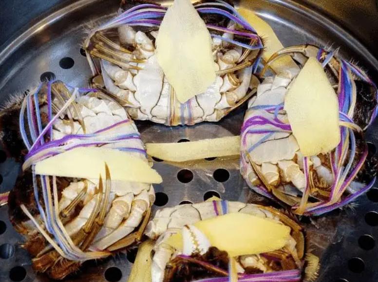 蒸螃蟹冷水下锅还是热水下锅，蒸大闸蟹冷水下锅还是热水下锅
